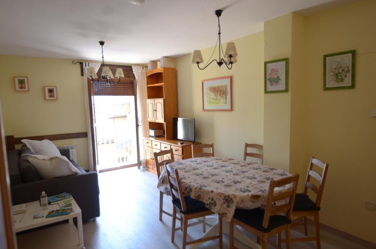 Apartamento Pena Erata Apartment บีเอสกัส ภายนอก รูปภาพ