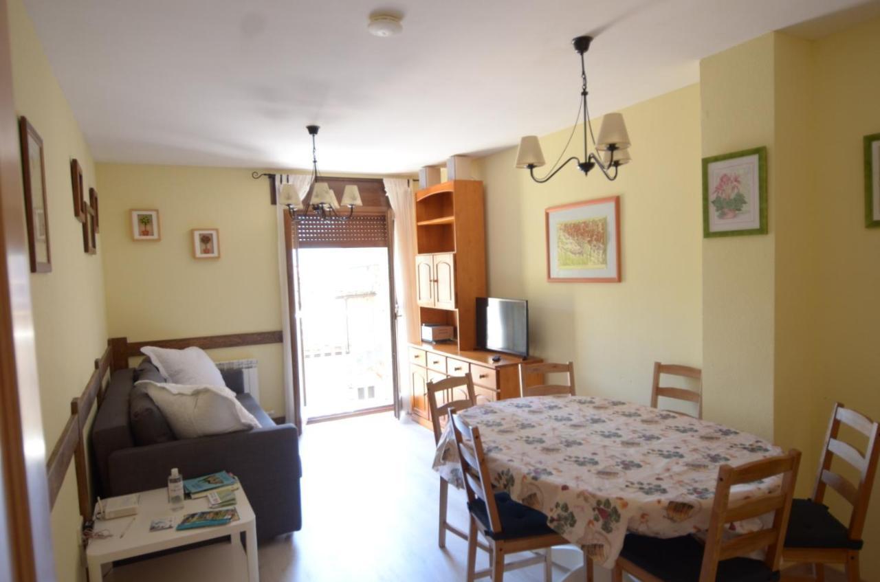 Apartamento Pena Erata Apartment บีเอสกัส ภายนอก รูปภาพ